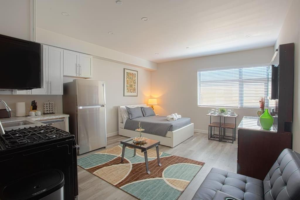 Lovely W Full Kitchen In Heart Of Apartamento