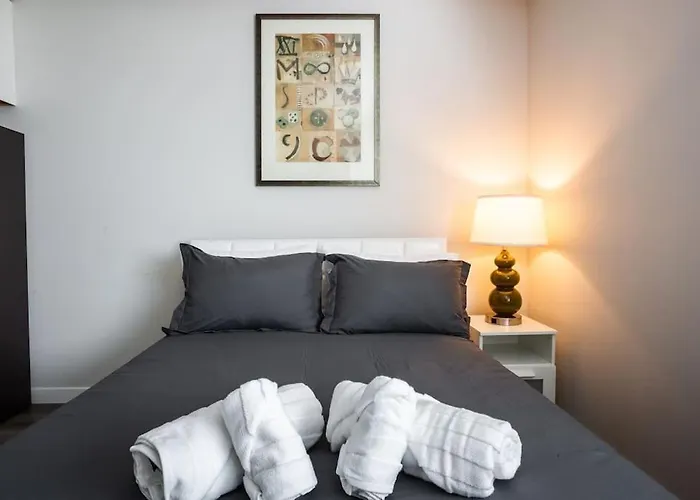Lovely Studio W Full Kitchen In Heart Of San Diego